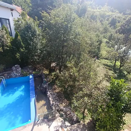 Appartement Hills- Private Garden Home-near Old Town Sarajevo